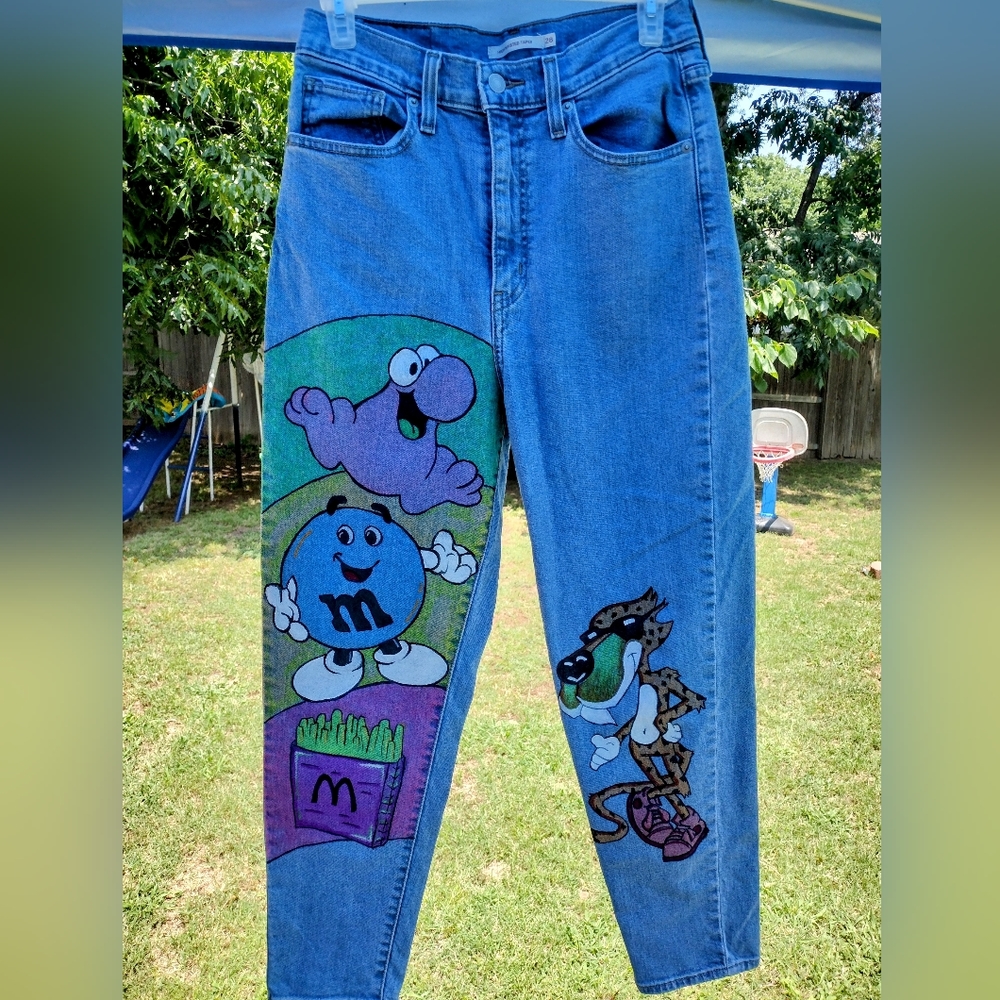 Hand painted 90s retro Levi's tapered Sz 28 denim jeans